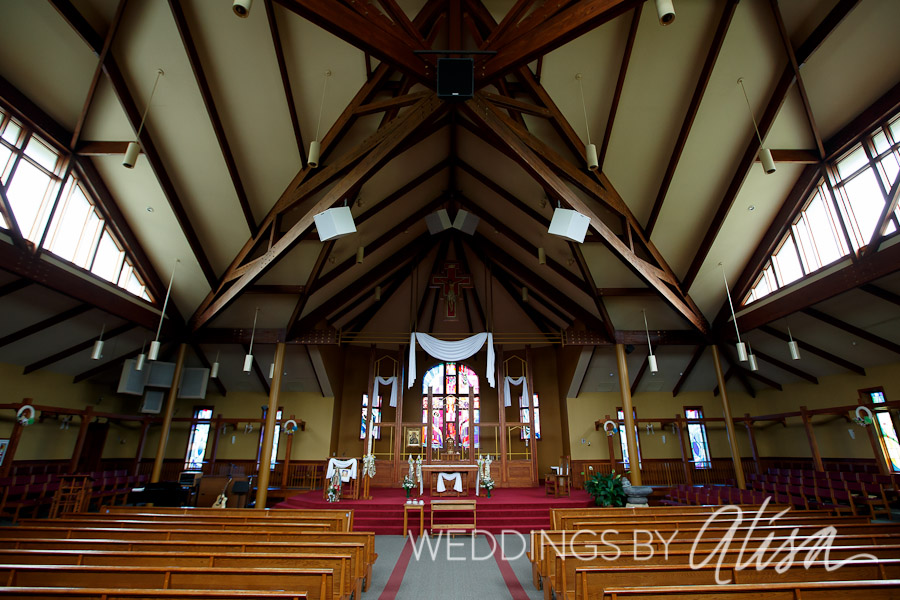 st-bonaventure-pittsburgh-wedding-photographer-photos-ceremony-06 Sanctuary for Wedding in Pittsburgh at St. Bonaventure
